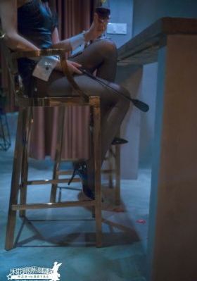 女被c黄扒衣服直播