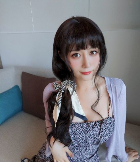 美丽的姑娘在线观看