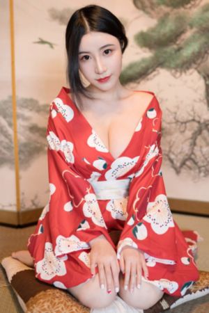 女机械人