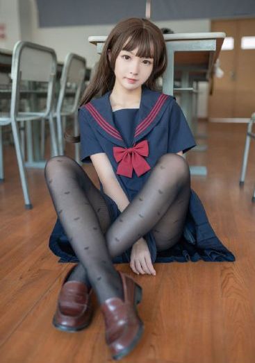 催眠调教我的专属麻麻