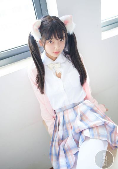 宝贝乖女你的奶真大水真小视频