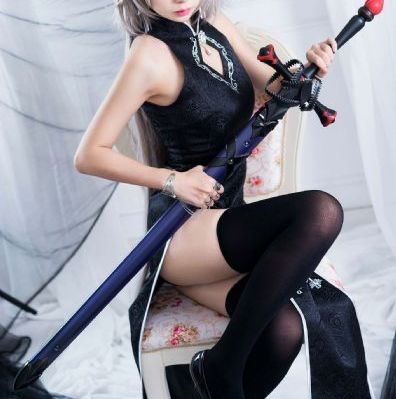 柳云龙《叱咤之城》