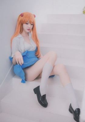 邻居家的妻子